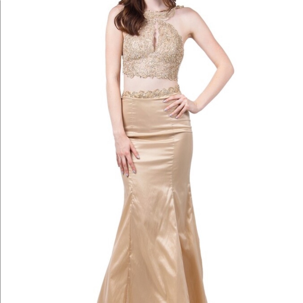 ✨Gold Prom Dress✨